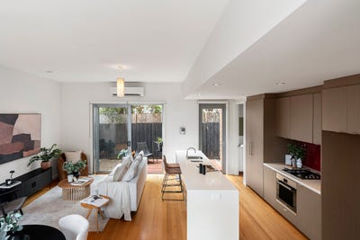 /international/au/12-ellesmere-lane-prahran-vic-152430824/
