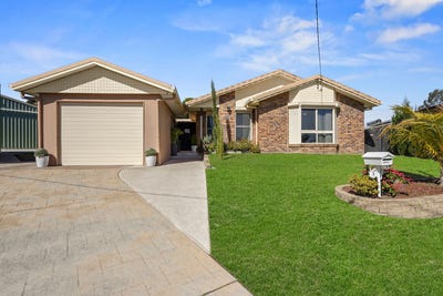 /international/au/8-herbert-crescent-morayfield-qld-148637752/