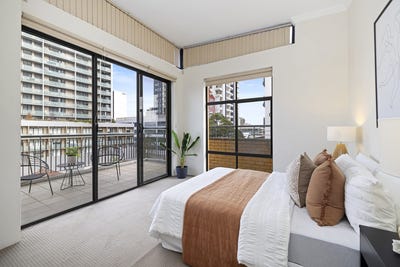 /international/au/17-19-george-street-burwood-nsw-151237084/