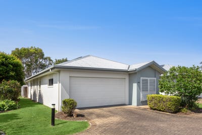 /international/au/102-239-kawana-way-kawana-island-qld-152479408/