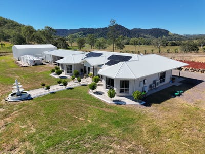 /international/au/162-east-funnel-creek-road-sarina-range-qld-700420468/