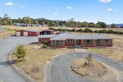 /international/au/23-starlight-drive-cambridge-tas-150885928/