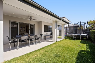 /international/au/17-caspian-circuit-mountain-creek-qld-152231464/