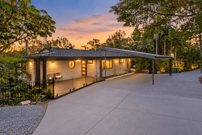 /international/au/80-bridgman-drive-reedy-creek-qld-152276084/