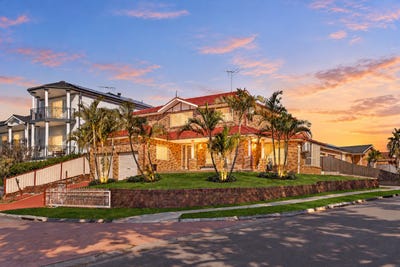 /international/au/1-snipe-close-hinchinbrook-nsw-152625656/
