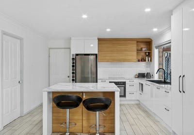 /international/au/4-rosswood-court-helensvale-qld-151422632/