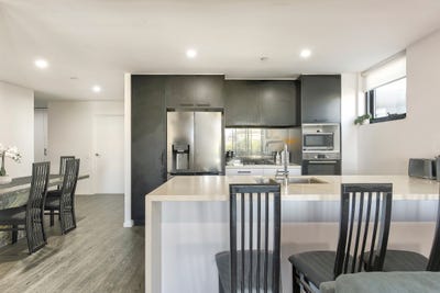 /international/au/401-28-wolseley-st-woolloongabba-qld-151290628/