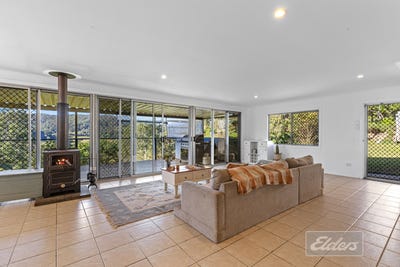 /international/au/8-thompson-road-ross-creek-qld-148209800/?lang=de