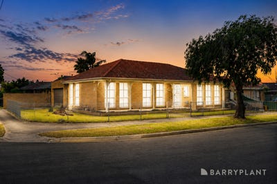 /international/au/23-tamar-drive-deer-park-vic-151459520/