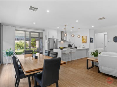 /international/au/8-grantchester-avenue-mount-barker-sa-151109044/