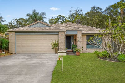 /international/au/8-whitehall-street-browns-plains-qld-152689400/