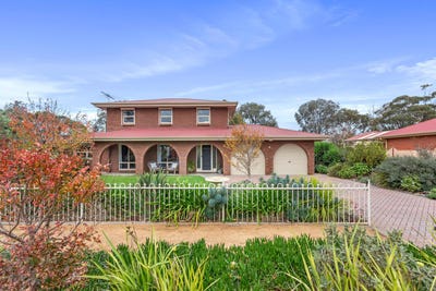 /international/au/4-adams-street-strathalbyn-sa-151443488/