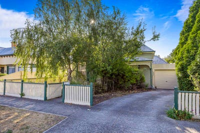 /international/au/308-drummond-street-north-ballarat-central-vic-144560836/