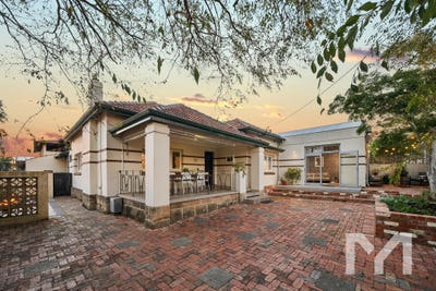 /international/au/21-murray-road-palmyra-wa-151302872/