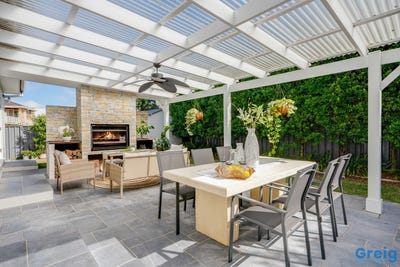 /international/au/25-macintyre-crescent-sylvania-waters-nsw-150955760/