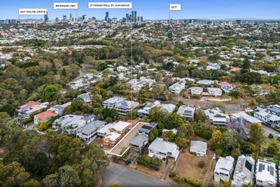 /international/au/27-ferneydell-street-ashgrove-qld-204537840/