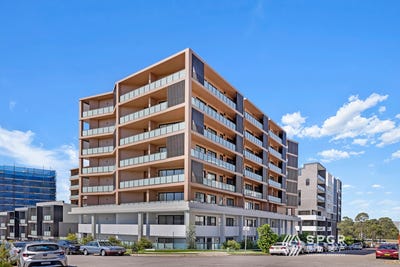 /international/au/102-4b-hasluck-street-rouse-hill-nsw-150690756/