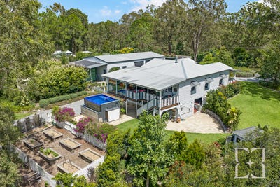 /international/au/202-nash-road-tamaree-qld-150778048/
