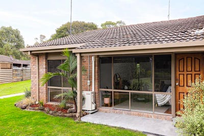 /international/au/12-21-25-goble-street-niddrie-vic-151032820/