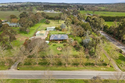 /international/au/2-hutchens-road-woodside-sa-152382392/