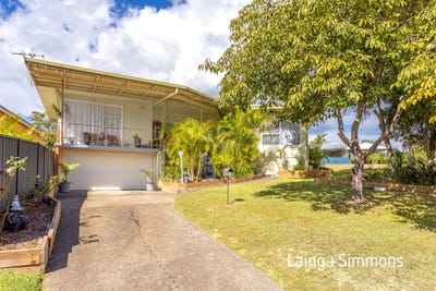 /international/au/10-bahtoo-parade-taree-nsw-151066228/