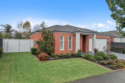 /international/au/13-armadale-drive-warragul-vic-151316672/