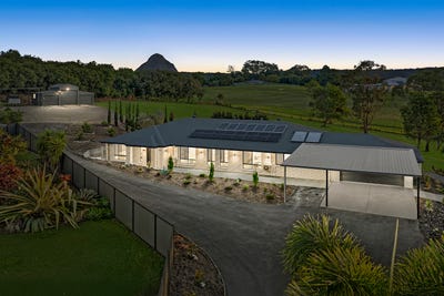 /international/au/13-kate-court-beerwah-qld-151412736/