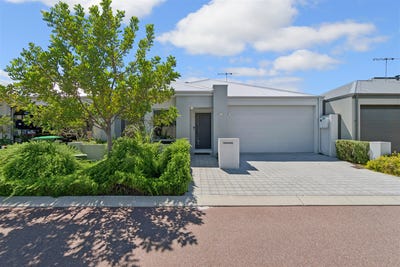 /international/au/6-belfry-road-gnangara-wa-150726912/