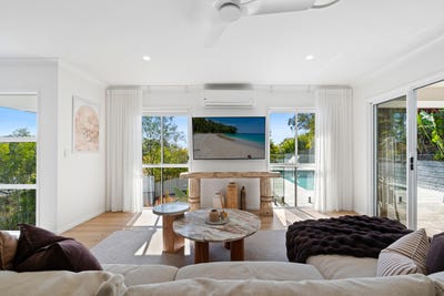 /international/au/14-coffeebush-court-reedy-creek-qld-151823660/