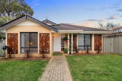 /international/au/1-oatlands-vista-wellard-wa-152214896/