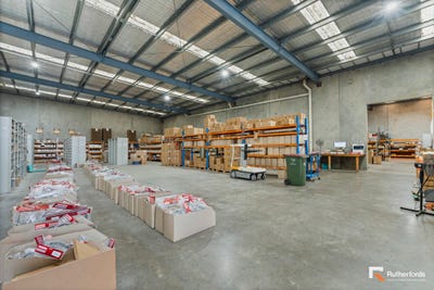 /international/au/178-180-holt-parade-thomastown-vic-505085268/