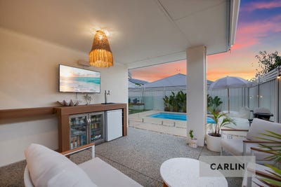 /international/au/22-woodloes-street-piara-waters-wa-150947052/