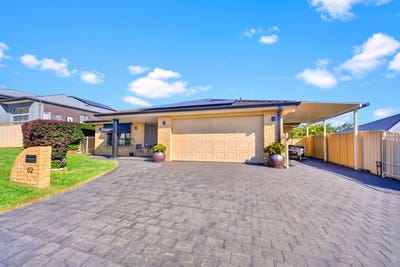 /international/au/62-wamara-crescent-forster-nsw-150906932/