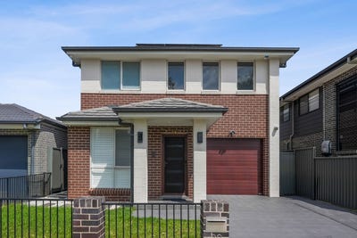 /international/au/30-leppington-house-drive-denham-court-nsw-152455876/
