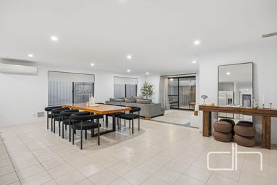 /international/au/2-leata-link-madeley-wa-151270068/