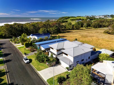 /international/au/41-emerald-drive-diamond-beach-nsw-150985072/
