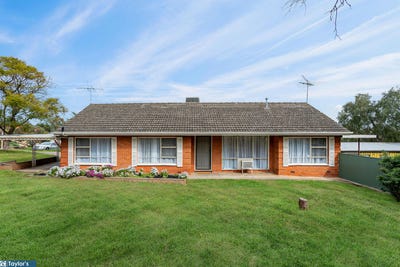 /international/au/30-goodwin-court-para-hills-sa-152456992/