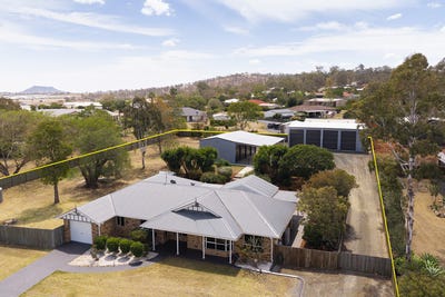 /international/au/15-cary-road-glenvale-qld-152560424/