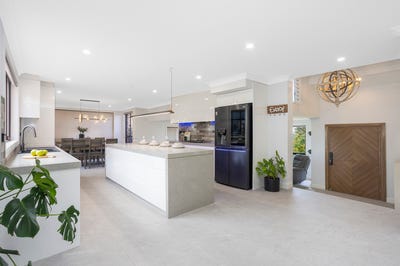 /international/au/4-gascoyne-place-illawong-nsw-148388392/?lang=zh-cn