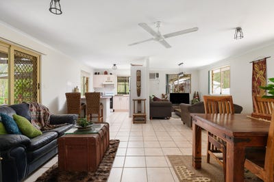 /international/au/15-arborseventeen-road-glenwood-qld-149872916/