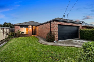 /international/au/1-weaver-court-altona-meadows-vic-151536424/
