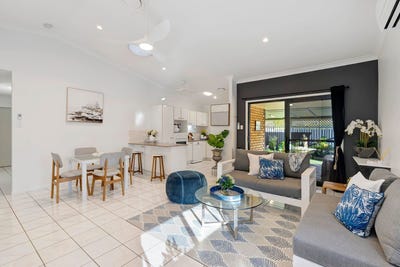 /international/au/40-12-debin-street-brighton-qld-148457112/