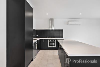 /international/au/g01-7-rosella-avenue-boronia-vic-148394900/