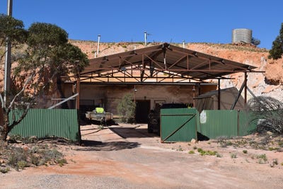 /international/au/lot-1096-matrix-avenue-coober-pedy-sa-152480676/