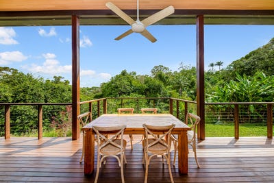 /international/au/12-davids-place-buderim-qld-151470680/