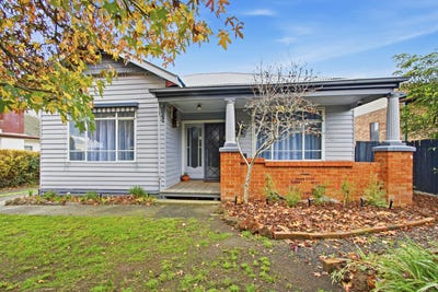 /international/au/26-latrobe-road-morwell-vic-151476356/
