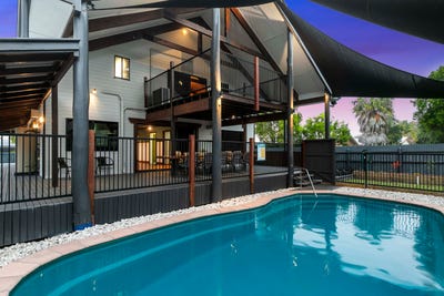 /international/au/4-alma-court-urangan-qld-148490076/