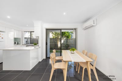 /international/au/38-28-fortune-street-coomera-qld-151422296/