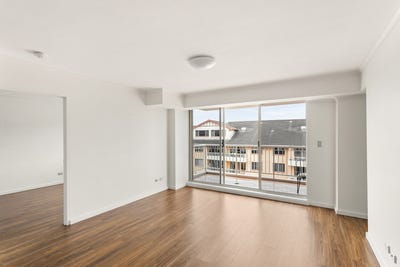 /international/au/770-83-83-dalmeny-avenue-rosebery-nsw-148103872/