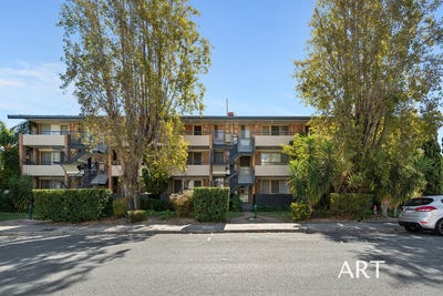 /international/au/3-2-stirling-street-south-perth-wa-151196672/